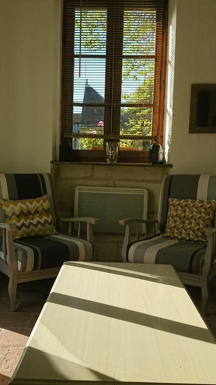 L'Olivier Villa Monts-sur-Guesnes Bagian luar foto